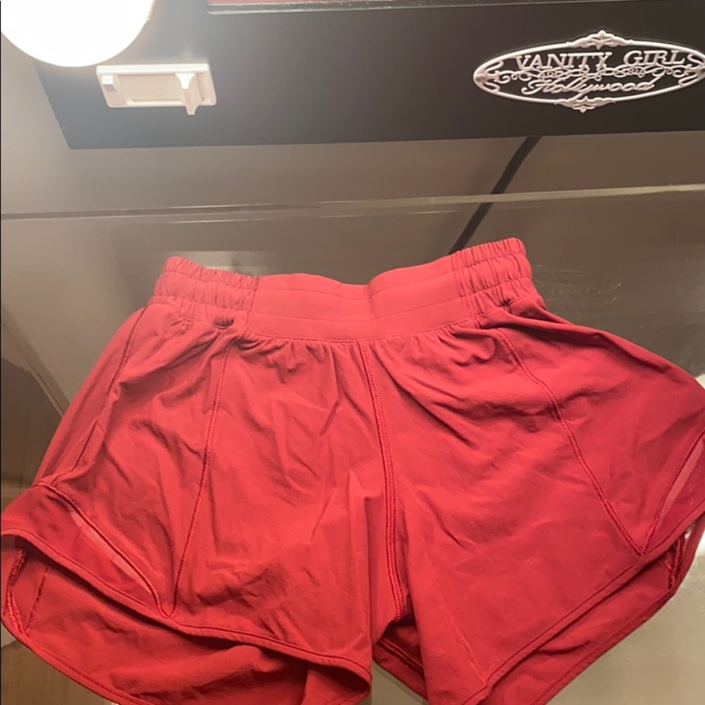 Lululemon Hottie Hot Shorts II